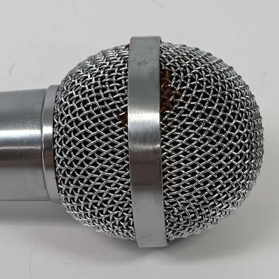 LOT 90: Vintage Calrad DM-63HL Microphone