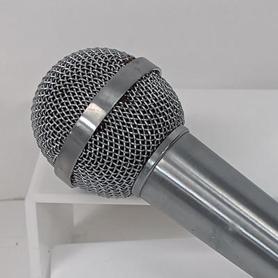LOT 90: Vintage Calrad DM-63HL Microphone