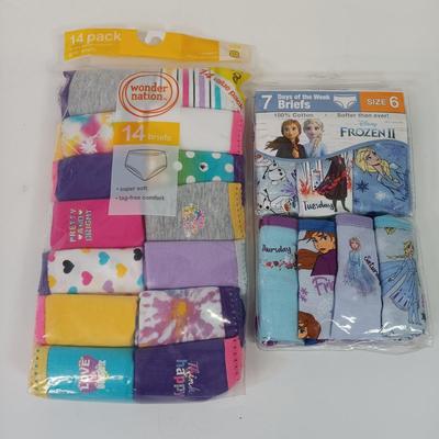 LOT 91: Vintage Baby Geniuses 1997 Sly Doll, Ronald McDonald Saves the Day Plate & More