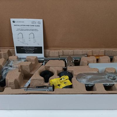 LOT 92: Glacier Bay Gage Single-Hand Spring Neck Pull-Down Sprayer Kitchen Faucet