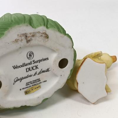 LOT 93: Country Collectibles - Signed Richard Teil Rabbit Sculpture, Williams Sonoma Plates & More