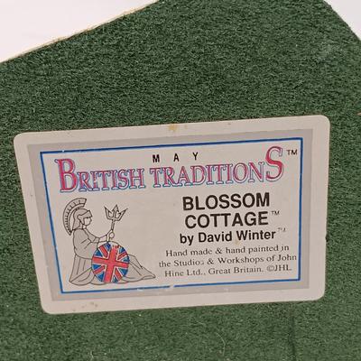 LOT 93: Country Collectibles - Signed Richard Teil Rabbit Sculpture, Williams Sonoma Plates & More