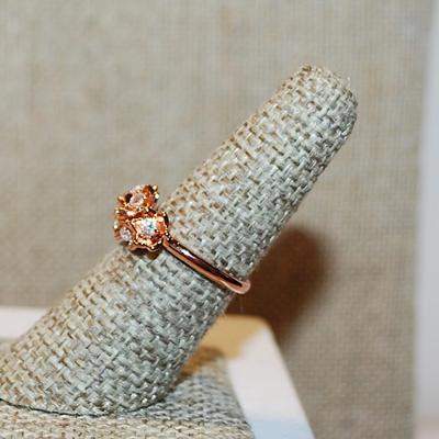 Size 7 Marked .925 ROSE GOLD Petals Bouquet Ring and 5 Clear Stones on a Silver Filled Rose Gold Band (2.7g)