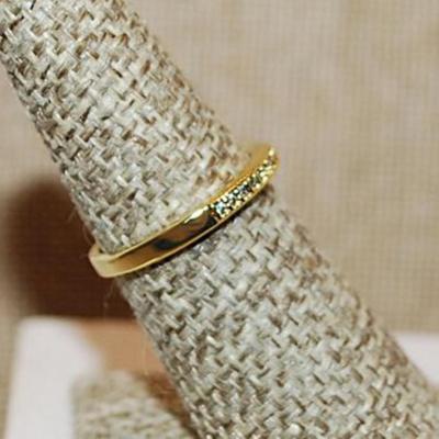 Size 7 Delicate Half Infinity Ring with Single Row of Tiny Stones on a Gold Tone Band (3.4g)