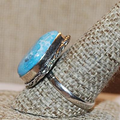 Size 10½ Marked .925 PEAR Shape Sky Blue & White AGATE Gemstone Ring with Silver-Plated Band (7.0g)