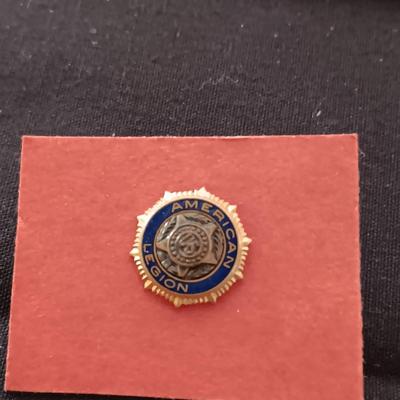 VINTAGE MILITARY ITEMS