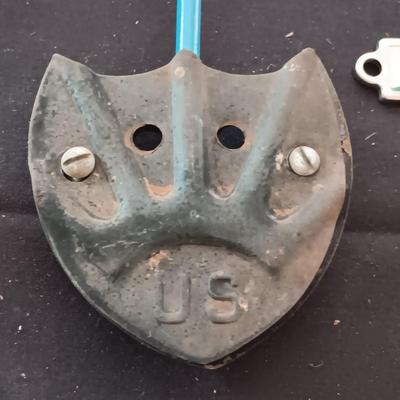 VINTAGE MILITARY ITEMS