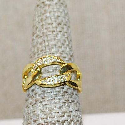 Size 6¾ Chain Link Ring with Small Glitter Stones on an All Gold Tone OPEN Band (3.3g)