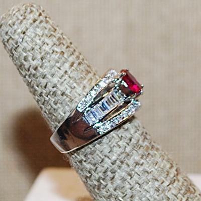 Size 6¼ Oval Deep PINK Stone Ring with Triple Rows of Clear Stones on a Silver Tone Band (5.2g)