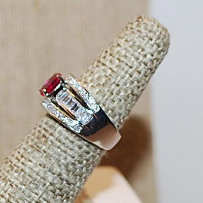 Size 6¼ Oval Deep PINK Stone Ring with Triple Rows of Clear Stones on a Silver Tone Band (5.2g)