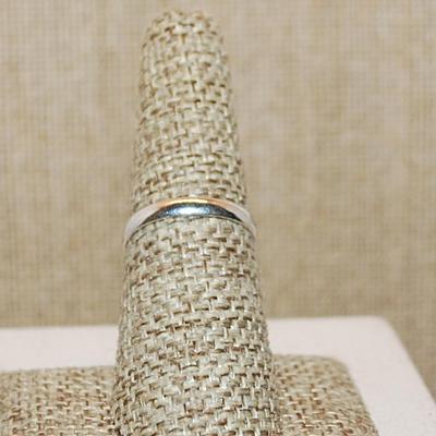 Size 6 Marked .925 Rectangle RAINBOW CALSILICA Gemstone Ring with Full Slanted Lines in Blues & Orange and Silver-Plated Band (5.6g)