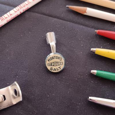 VINTAGE ADVERTISING MANY ARE LOCAL