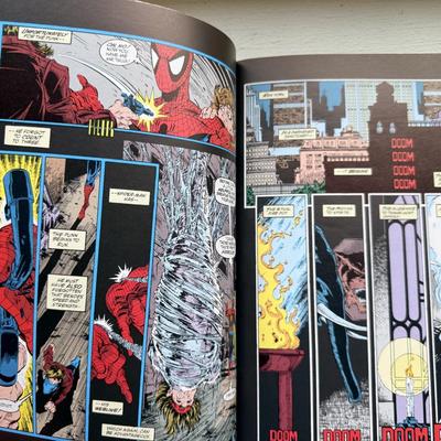 Rare 1990 Platinum Spider Man Comic - Like New Condition