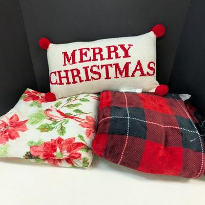 Holiday Blankets & Pillow Cuddl Duds Plaid Blanket