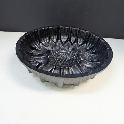 Nordic Ware Sunflower Pan