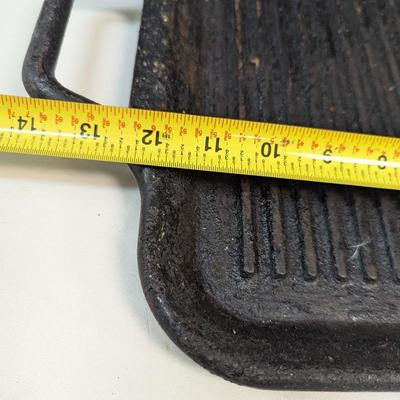 Lodge 12" Cast Iron Square Griddle Pan Skillet
