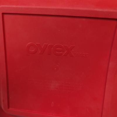 Anchor Hocking/Pyrex Storage Contains