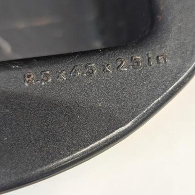 Various Sizes Of Baking Pans