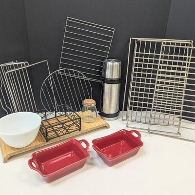 Assortment Of Kitchen Accessories