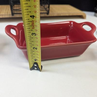 Assortment Of Kitchen Accessories