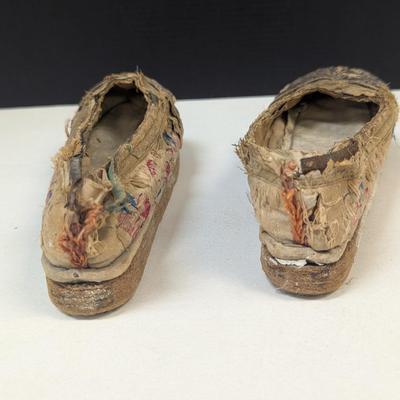Vintage Chinese Ballet Shoes