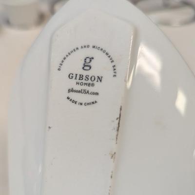 Gibson Table Compliments French Fry Appetizer Ceramic Serves