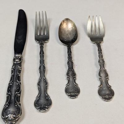 30 Pieces Of Gorham Sterling Silverware 948 grams