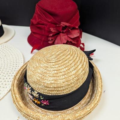 4 Different Styles Of Women's Hats