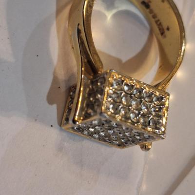 Sale Photo Thumbnail #323