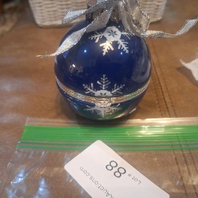 Sale Photo Thumbnail #383