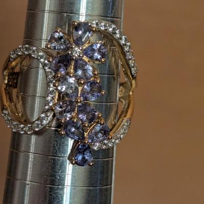 D'Joy 925 sterling silver ring with floral design size 9