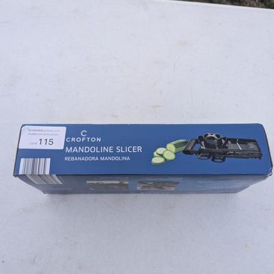 Crofton Madolin slicer - New