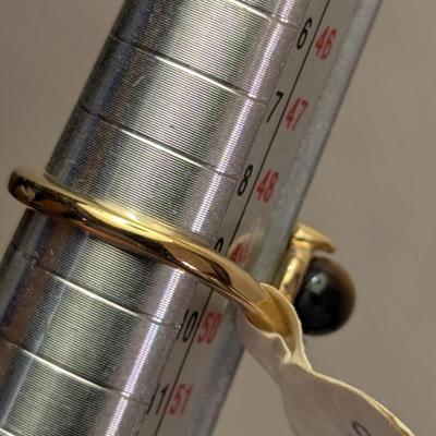 Sarah Coventry heavy gold 18k electroplate size 5