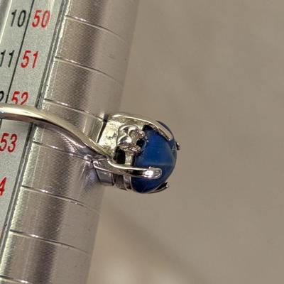 Sarah coventry ring size 6 blue stone