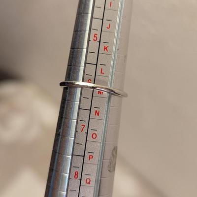 Sarah coventry ring size 6 blue stone