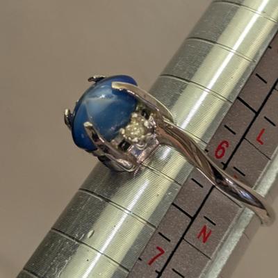 Sarah coventry ring size 6 blue stone