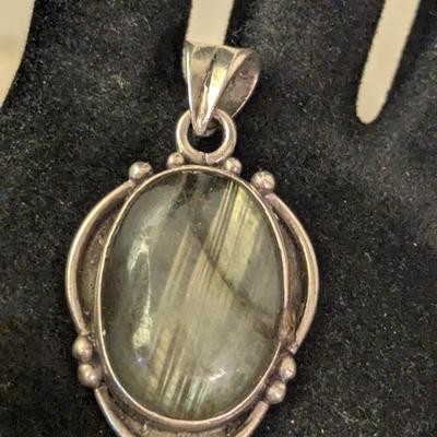 Vintage sterling silver oval natural labradorite pendant