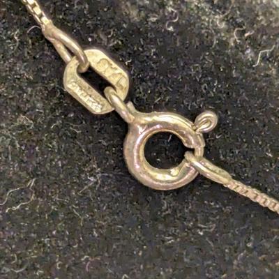 Heart shaped necklace- 1 stone missing