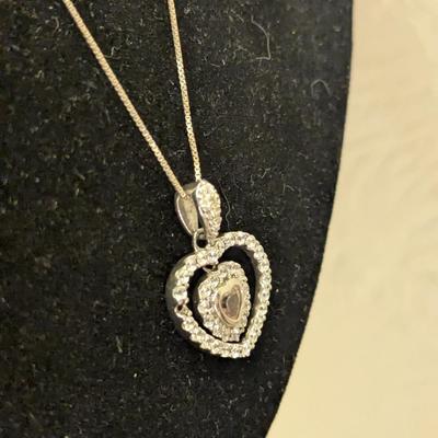 Heart shaped necklace- 1 stone missing