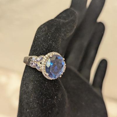 Sterling Silver 925 STS ring size 8