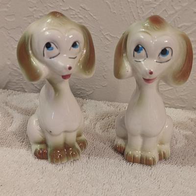 vintage dog salt and pepper shakers