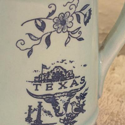 vintage Texas salt and pepper made in Japan