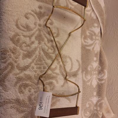 vintage carrier for corning ware or Pyrex or other oval or round casserole dish