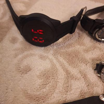 watch bundle- untested