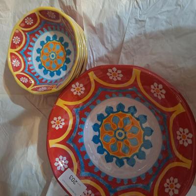 Melamine serving bowl and salad bowl set