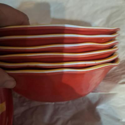 Melamine serving bowl and salad bowl set