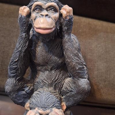 stacked three wise monkeys figurine