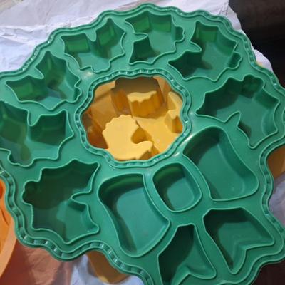 silicone baking molds