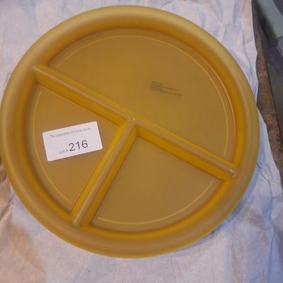 divided 3 compartment plastic plates - multi color set.
