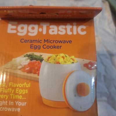 new Egg-Tastic Ceramic Microwave Egg Cooker and Poacher.